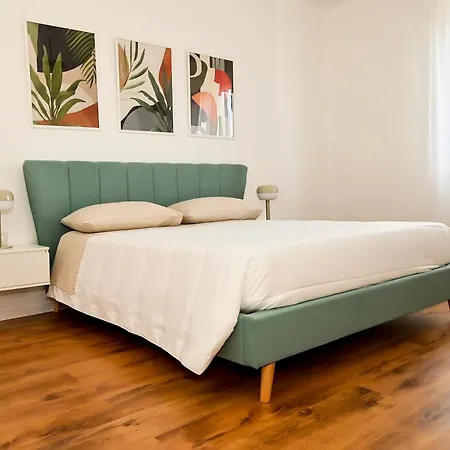 Belle Vue Apartman Pisa
